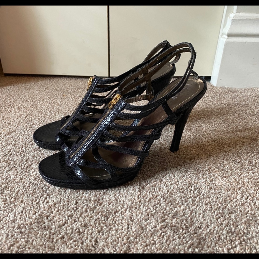 Victor Alfaro Snakeskin Zipper heels (10)